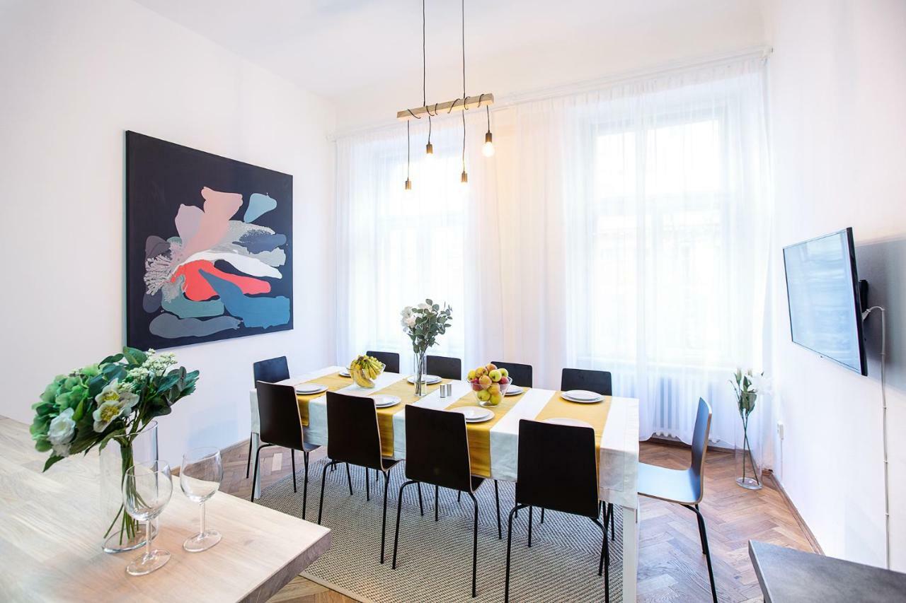 5Br 2Bath Family Apt 5Mins To Wenceslas Square Prague Exterior photo